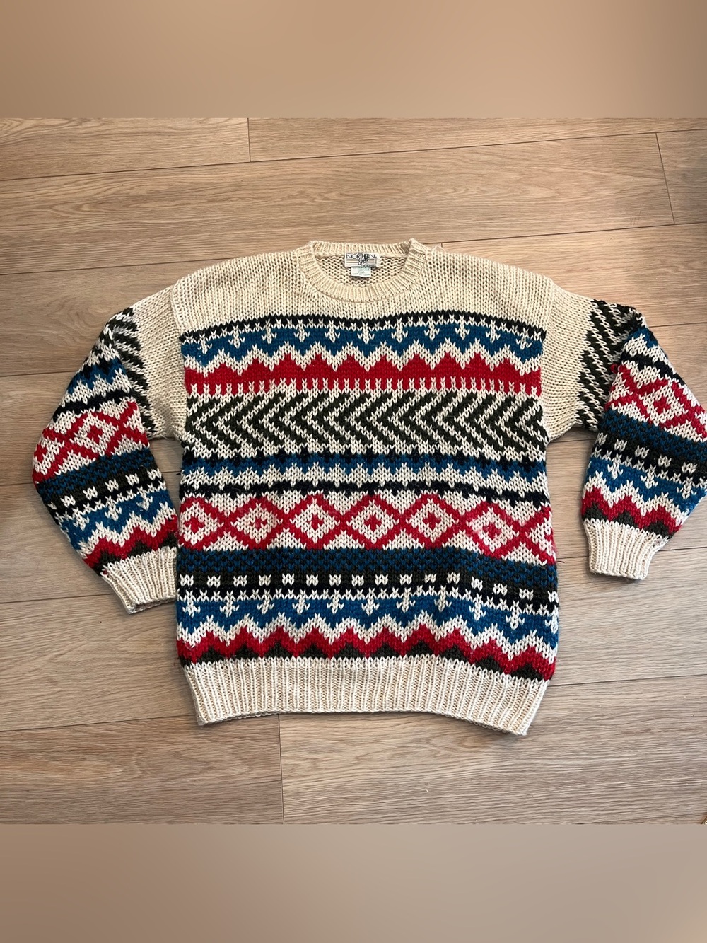Vintage 90s Northern Spirit Fair Isle Chunky Knit Sweater Cream Red Blue L